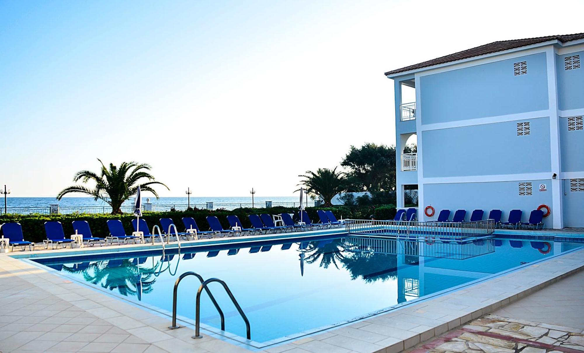 Meridien Beach Hotel Аргаси Екстериор снимка